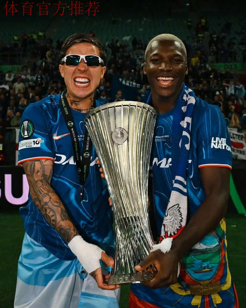 切尔西5-1十人阿贾克斯，恩佐、埃斯特旺点射，凯塞多破门