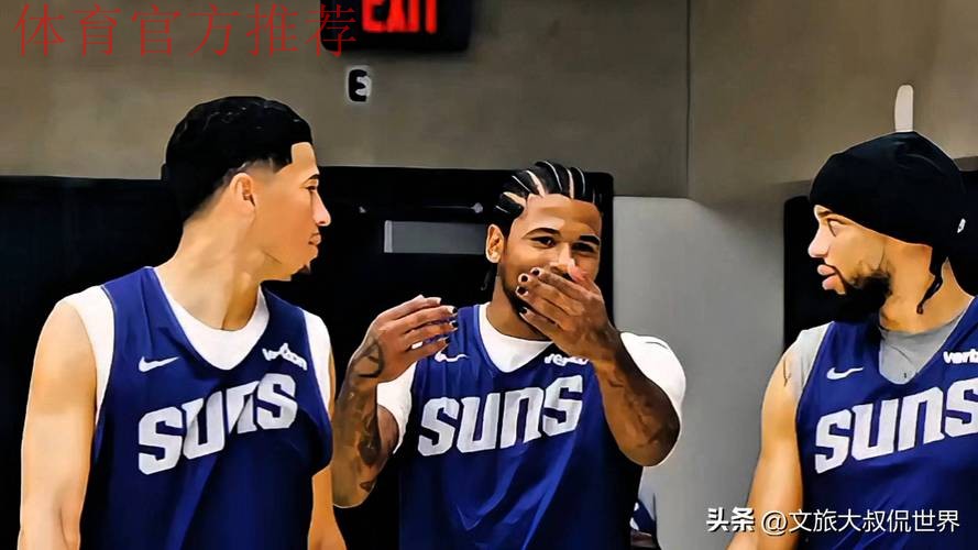 杰伦·格林本赛季首秀惊艳,与布克联手太阳大胜快船 杰伦·格林本赛季首秀惊艳,与布克联手太阳大胜快船